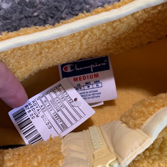 Champion Yellow Fluffy Fuzzy Pullover Cropped Crop Sweater Active Athletic Gold - Picture 6 of 6